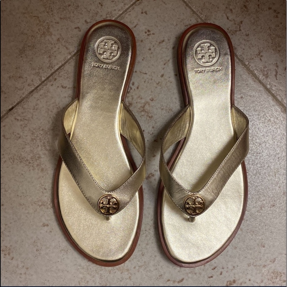 Tory Burch Benton Sandal in Gold